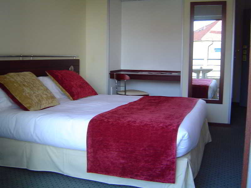 โฮเทล แอนด์ สปา บริส เดอ แมร์ Hotel แซ็งต์-ราฟาเอล ภายนอก รูปภาพ